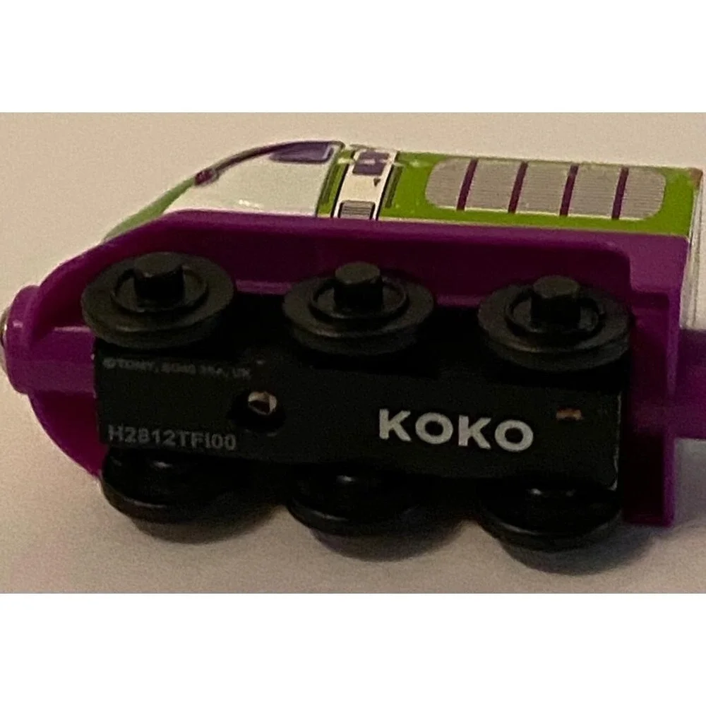 Chuggington Wooden Railway KoKo Train‎ Engine Magnetic TOMY TOY Train